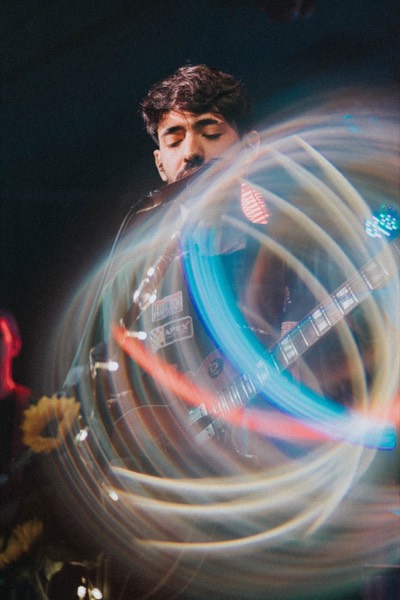 Quase Famosos "Word" Tour: Ao vivo em Carapicuíba — foto 2